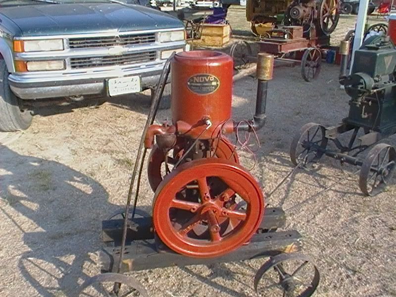 Show report Goessel Kansas 2010 (many LARGE photos) Smokstak® Antique